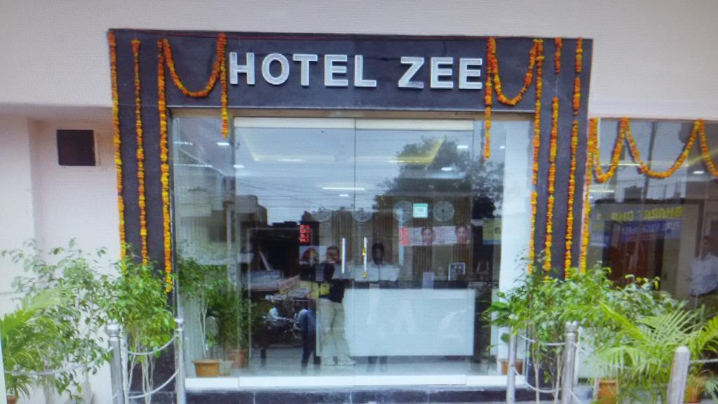 Hotel Zee Agra  Exterior photo